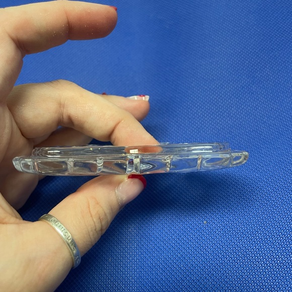 Vintage Clear Glass Butterfly Trinket Box - Picture 6 of 16